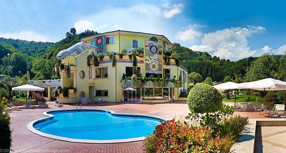 L'Isola Di Aurora Hotell Martirano Exteriör bild